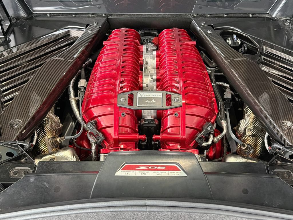 Used 2025 Chevrolet Corvette Z06 RWD image 32