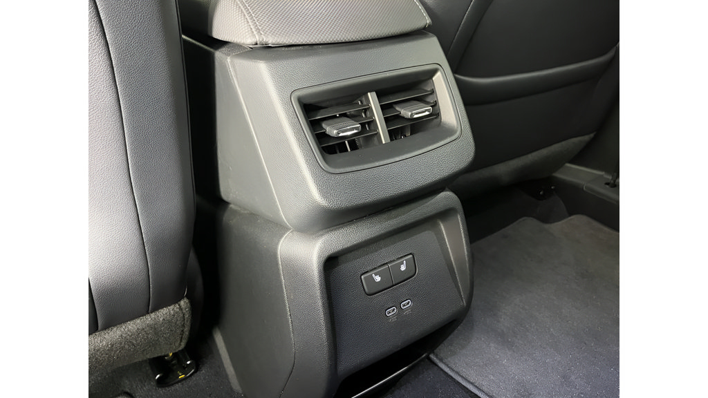 New 2026 Chevrolet Equinox EV RS w/ Active Safety Package 3 AWD/4WD image 21