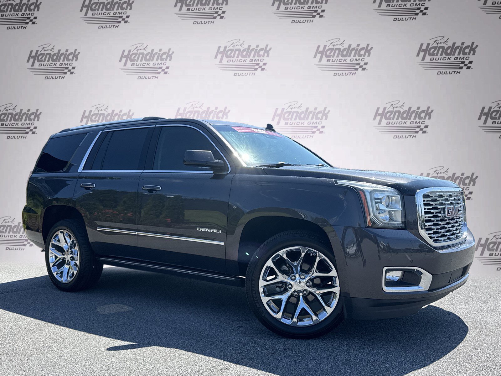 Used 2018 GMC Yukon Denali w/ Denali Ultimate Package RWD image 2