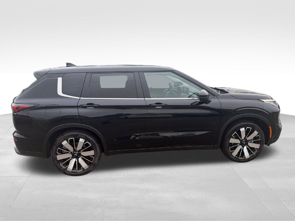 New 2026 Mitsubishi Outlander SE AWD/4WD image 6