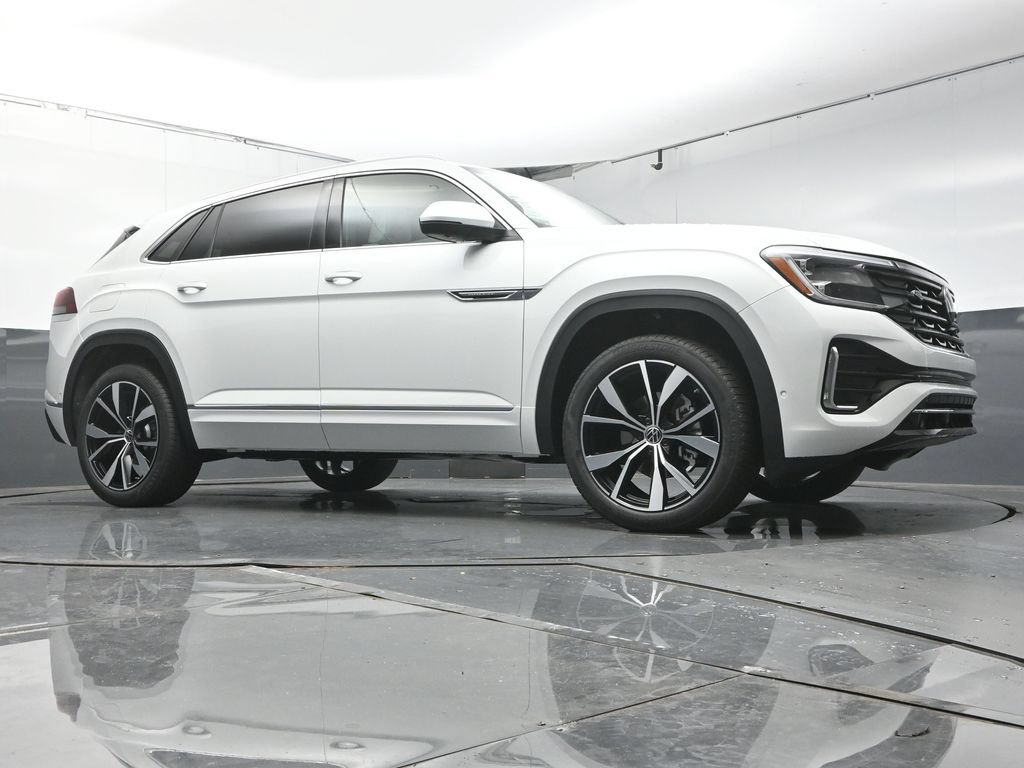 New 2026 Volkswagen Atlas Cross Sport SEL Premium R-Line AWD/4WD image 40