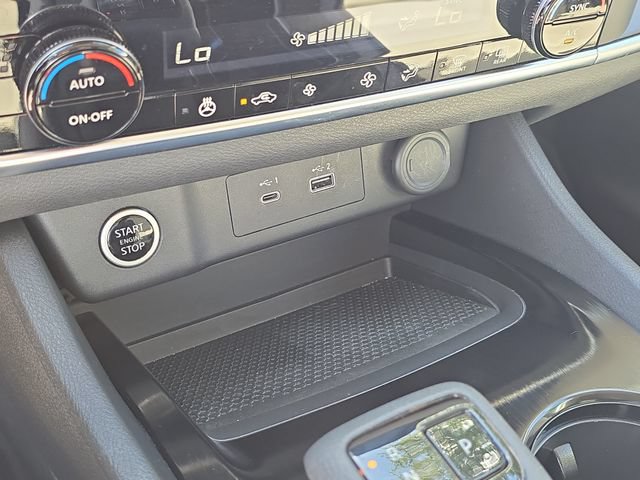 Certified 2023 Nissan Rogue SV w/ SV Premium B Package FWD image 27