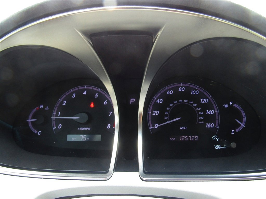 Used 2011 Toyota Avalon Limited FWD image 31