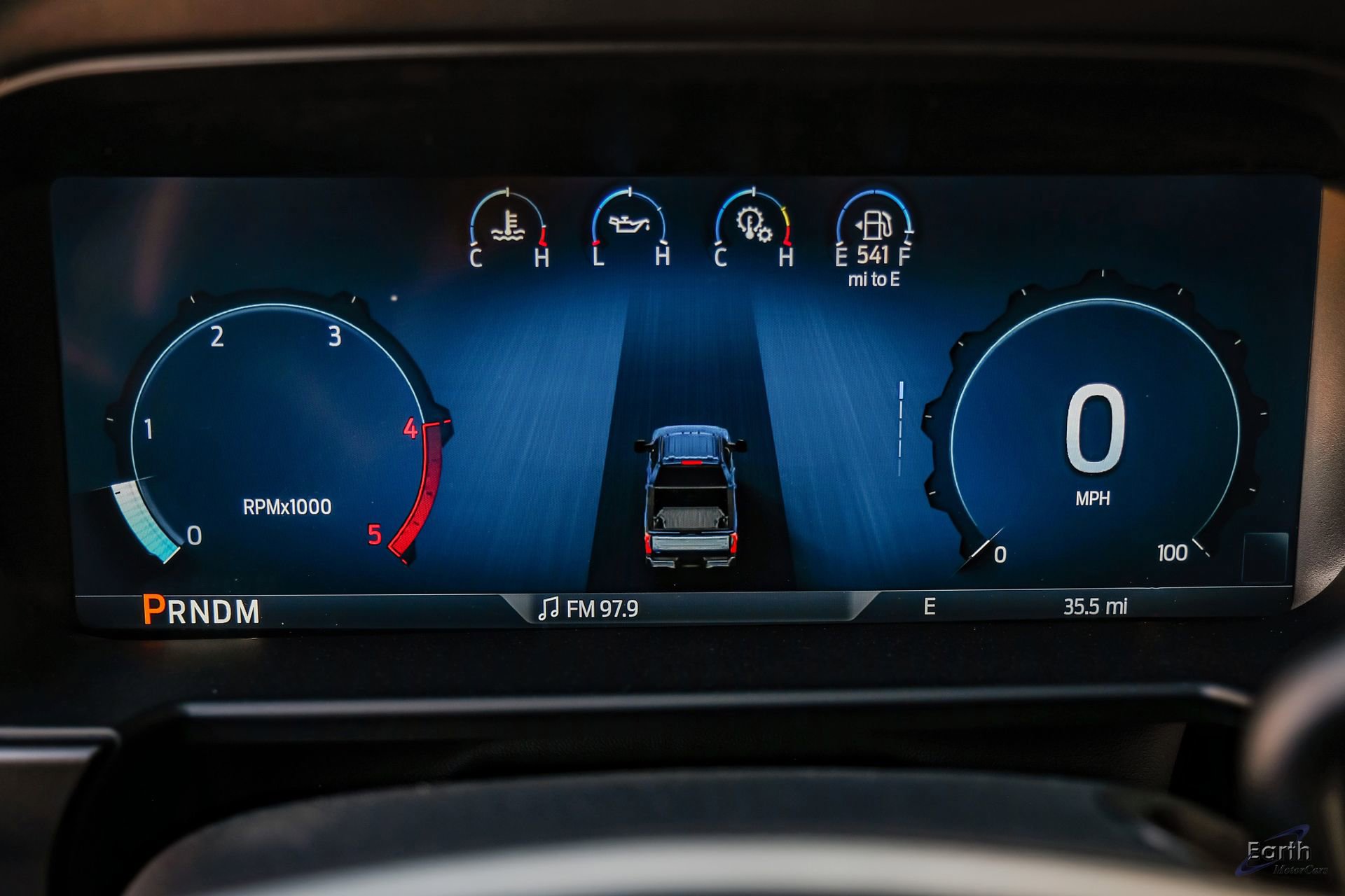 Used 2026 Ford F450 Platinum w/ FX4 Off-Road Package image 92