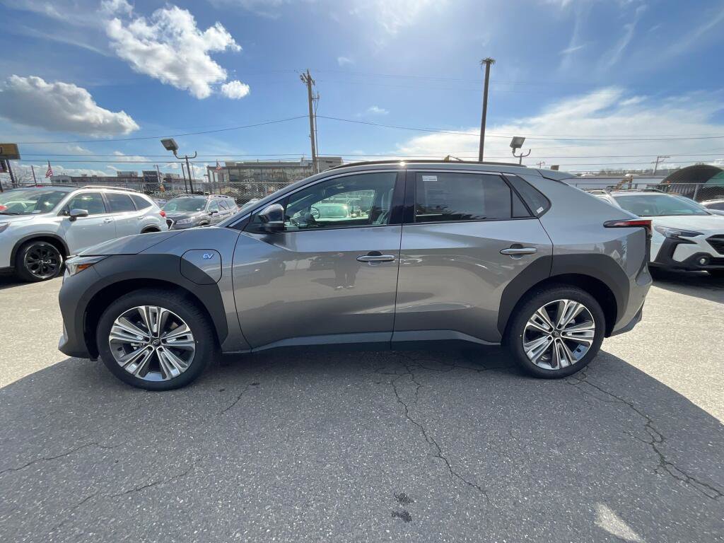 Certified 2025 Subaru Solterra AWD/4WD image 6