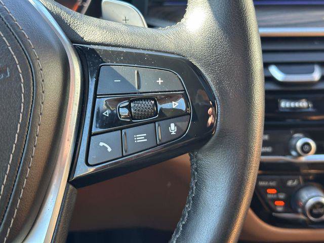 Used 2023 BMW 530i xDrive w/ Convenience Package image 26