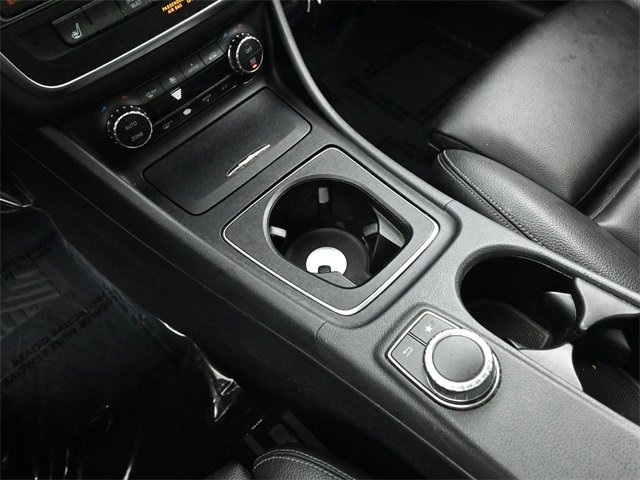 Used 2017 Mercedes-Benz GLA 250 image 32