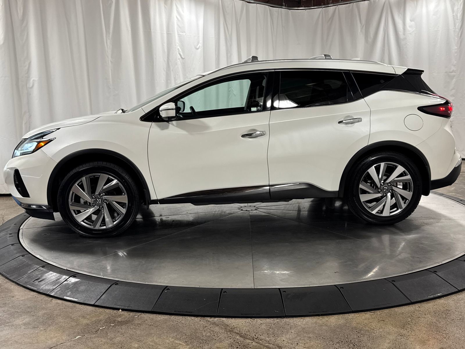 Used 2020 Nissan Murano SL w/ Cargo Package image 8