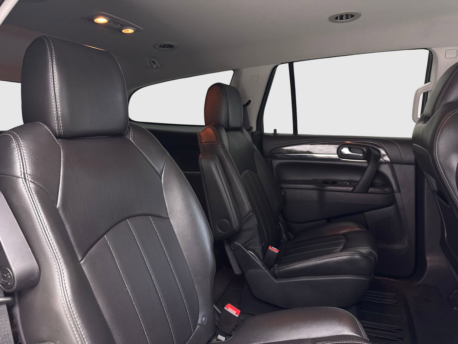 Used 2017 Buick Enclave Premium image 48