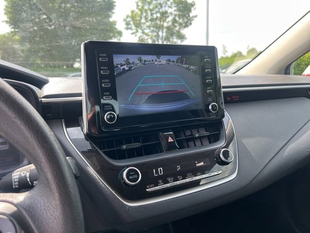 Used 2020 Toyota Corolla LE FWD image 23