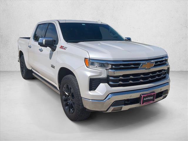 Used 2022 Chevrolet Silverado 1500 LTZ w/ Technology Package AWD/4WD image 3