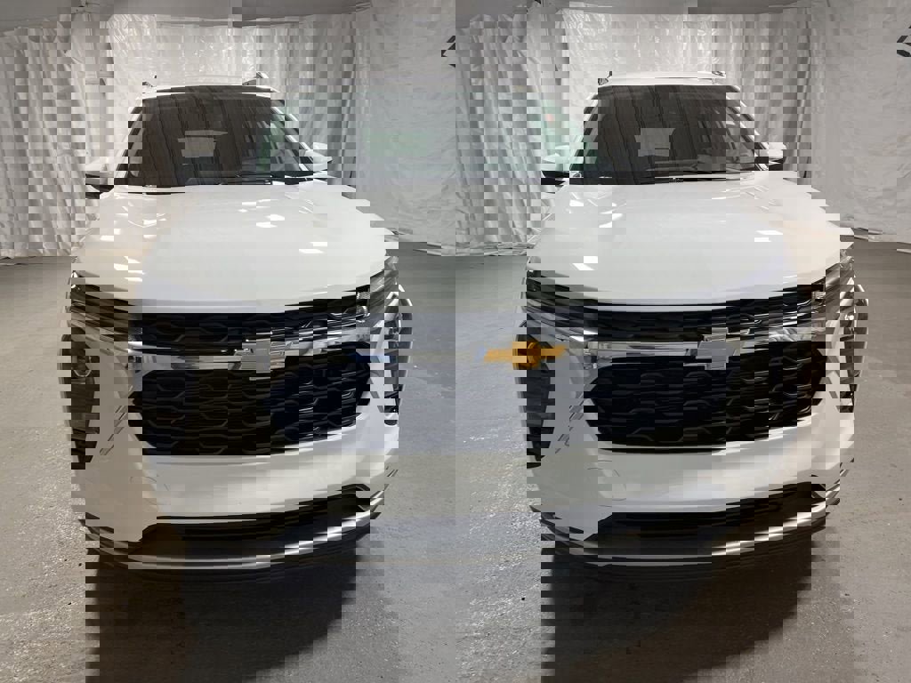 New 2026 Chevrolet Trax LT image 2