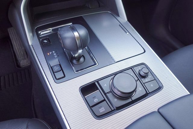 Certified 2024 MAZDA CX-90 Plug-In Hybrid w/ Preferred AWD/4WD image 21