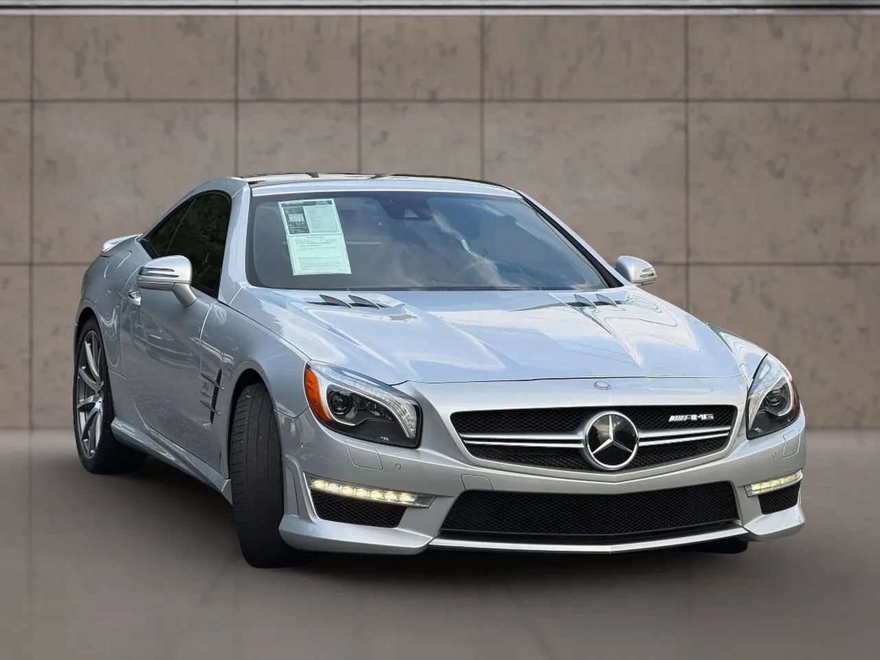 Used 2013 Mercedes-Benz SL 63 AMG w/ Premium Pkg image 9