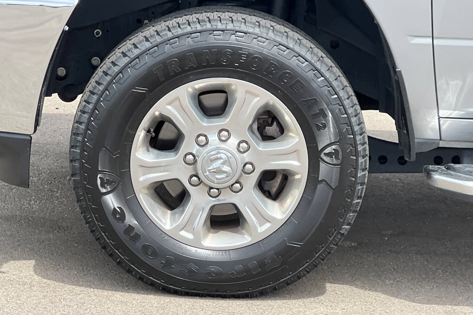 Used 2024 RAM 2500 Big Horn AWD/4WD image 25