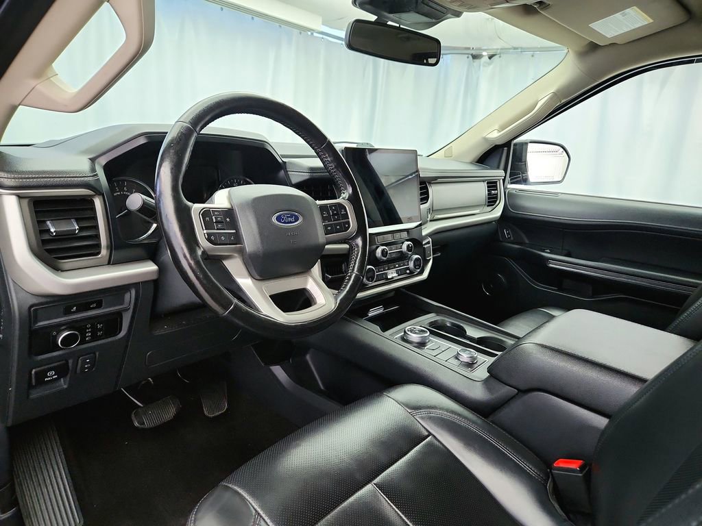 Used 2023 Ford Expedition Max XLT AWD/4WD image 10