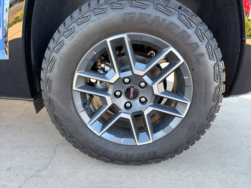 New 2026 GMC Terrain AT4 AWD/4WD image 6
