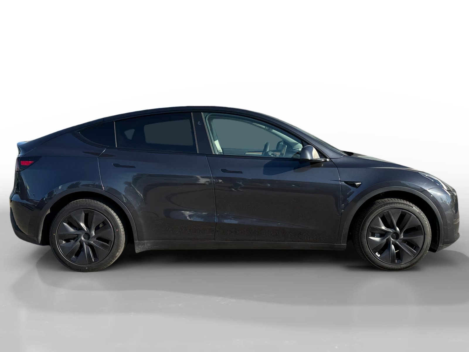 Used 2024 Tesla Model Y 2WD image 6