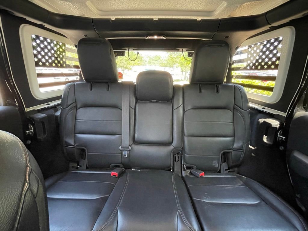 Used 2021 Jeep Wrangler Unlimited Sahara AWD/4WD image 29