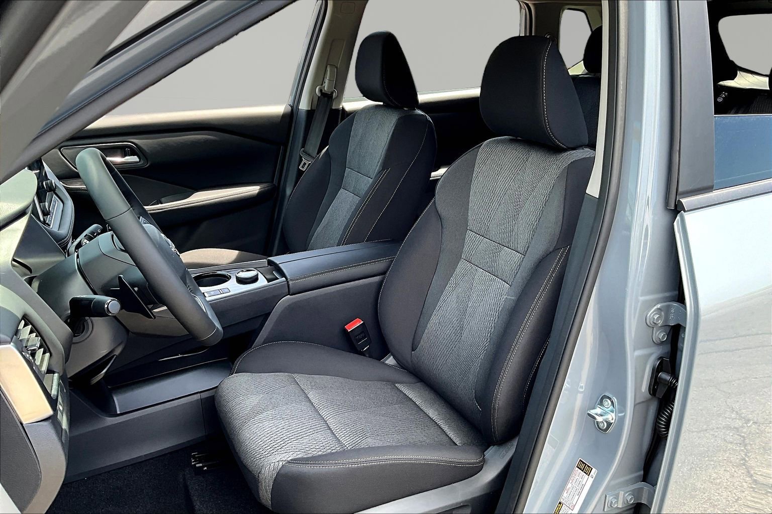 New 2026 Nissan Rogue SV AWD/4WD image 16
