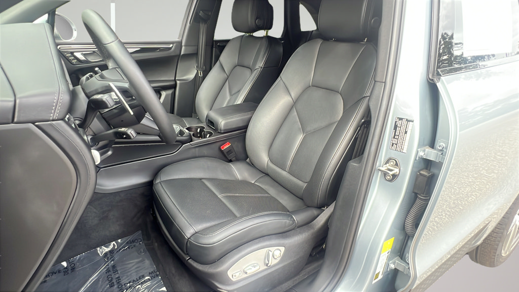 Certified 2025 Porsche Macan S AWD/4WD image 15