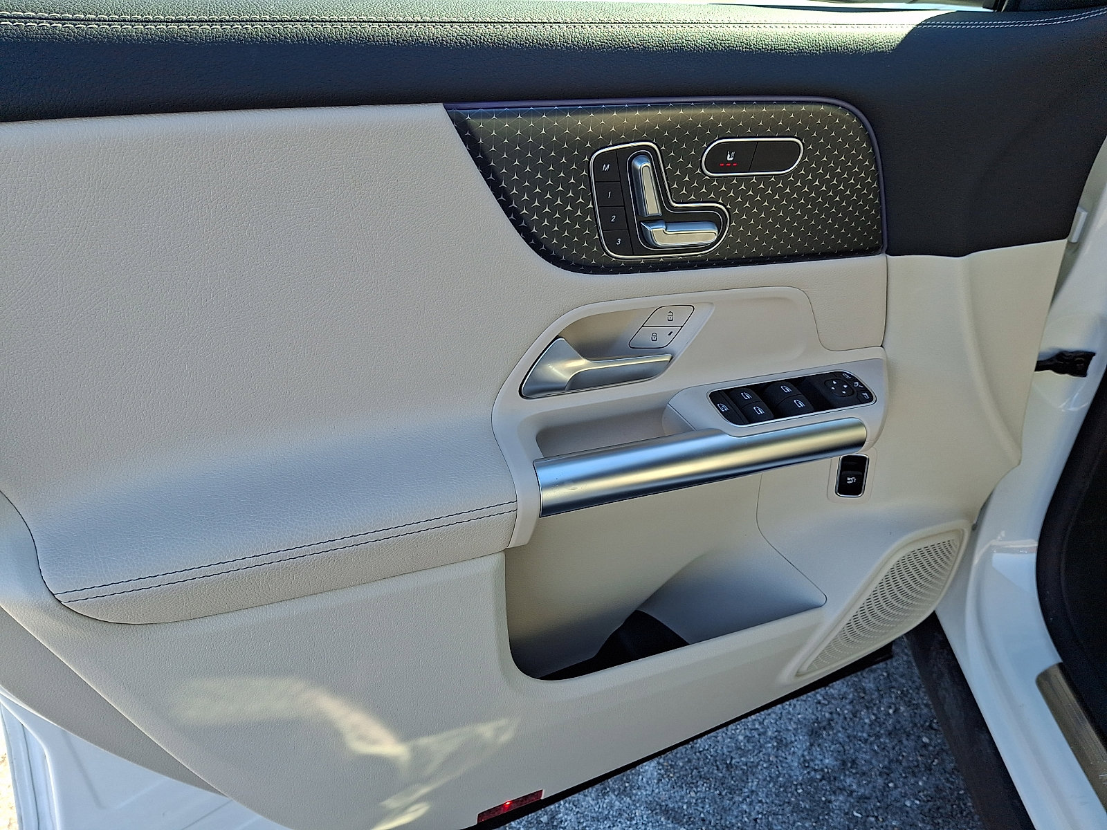 Certified 2026 Mercedes-Benz GLA 250 4MATIC image 12