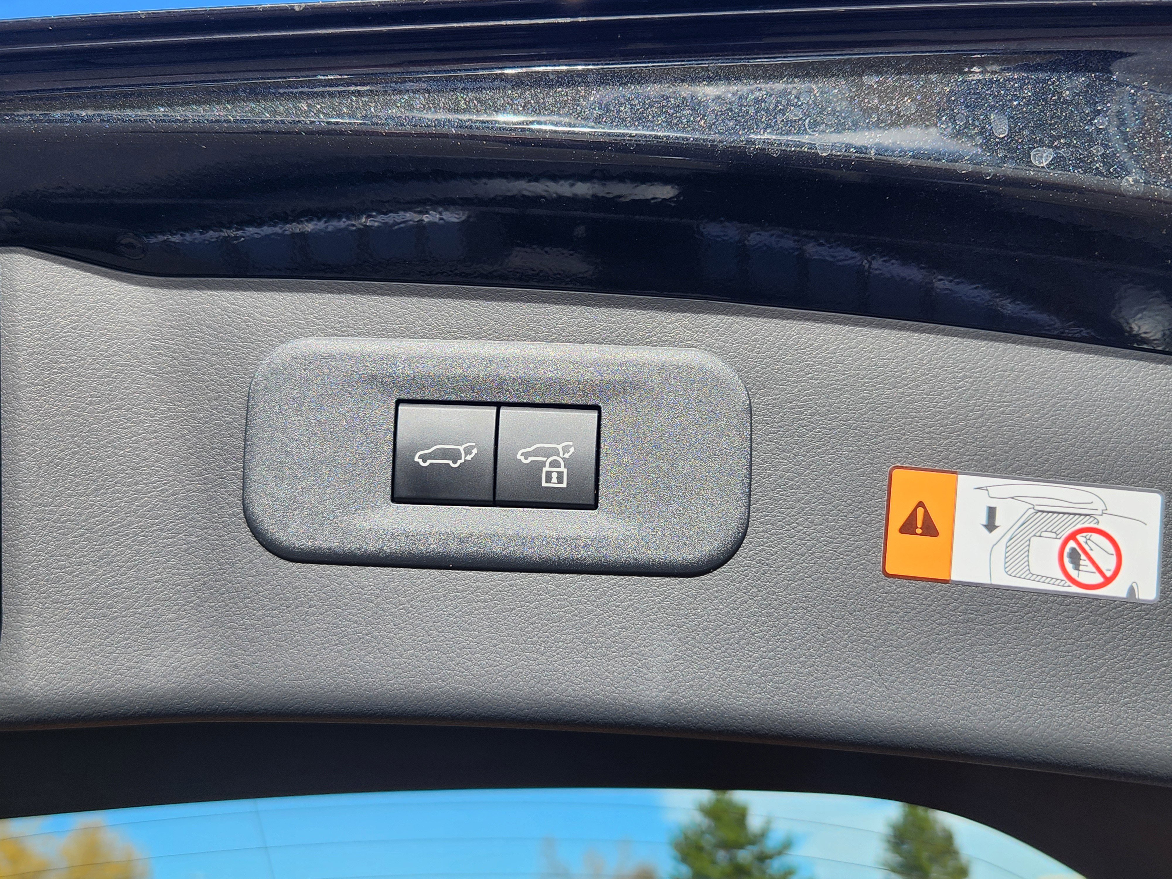 Used 2025 Lexus NX 350h AWD w/ Premium Package image 20