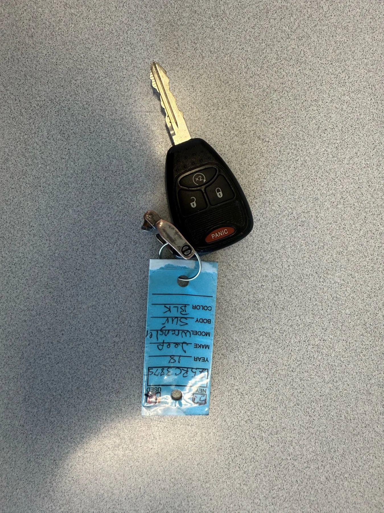 Used 2018 Jeep Wrangler Unlimited Sahara w/ Connectivity Group image 35