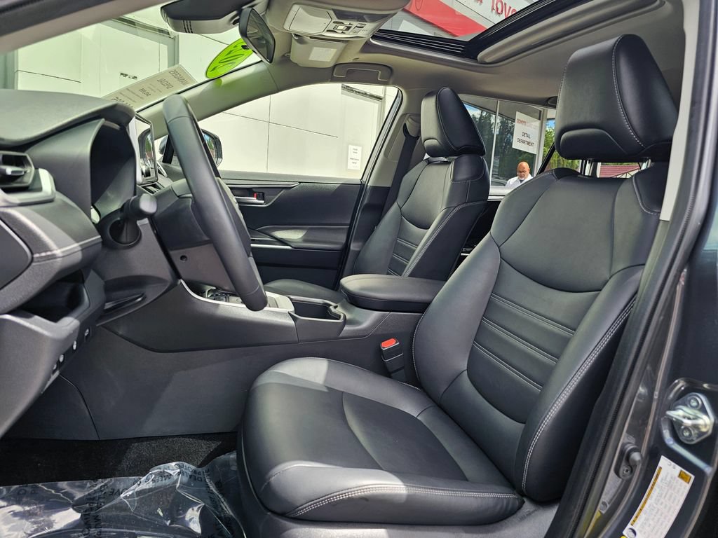 Certified 2023 Toyota RAV4 XLE Premium AWD/4WD image 19