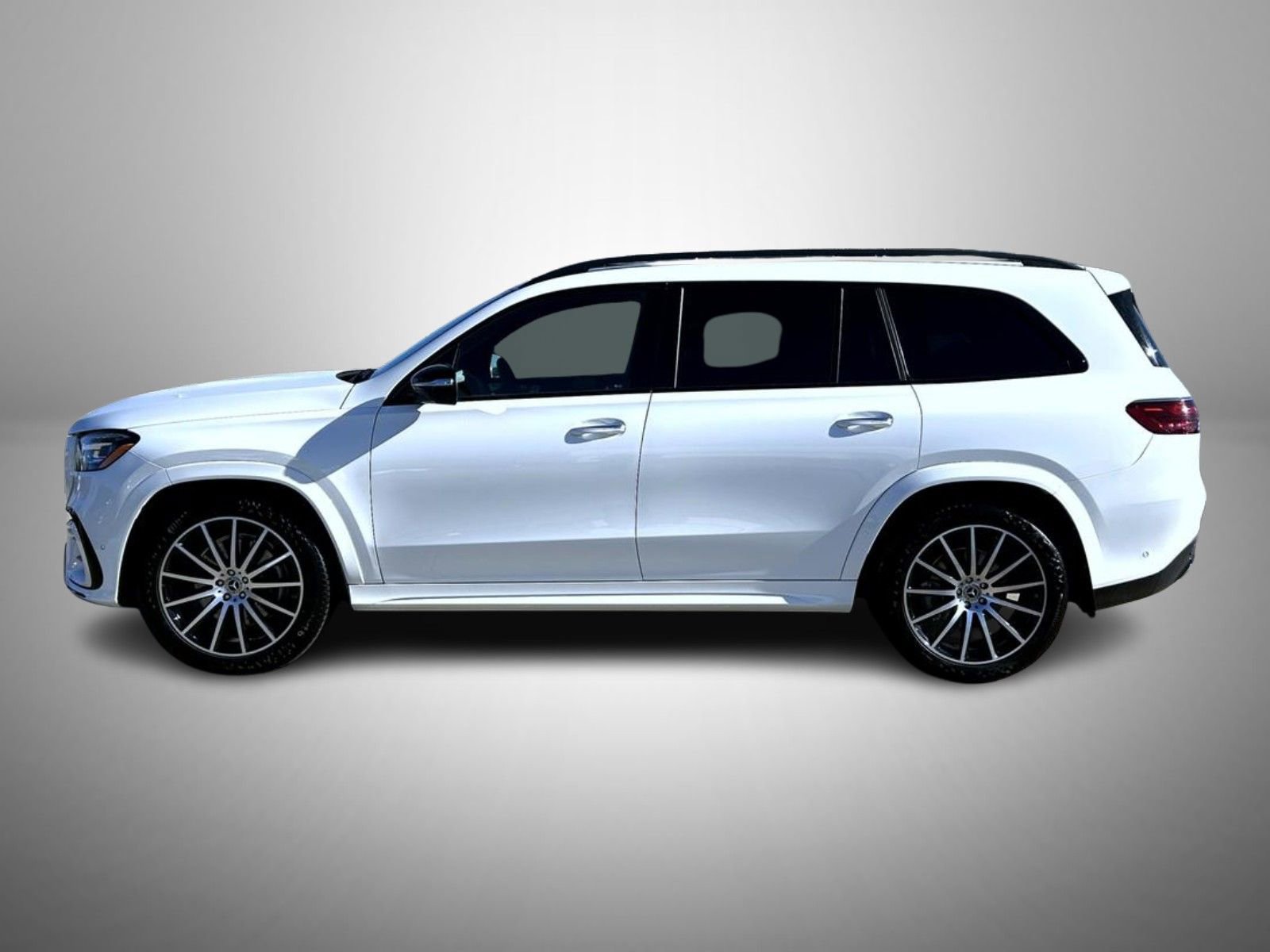 Used 2025 Mercedes-Benz GLS 450 4MATIC image 8