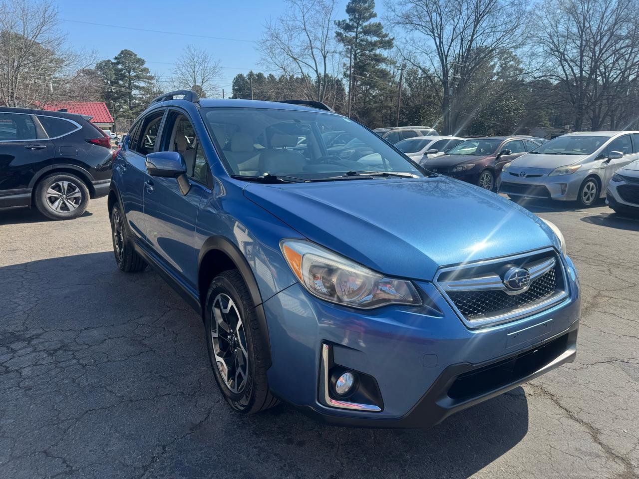 Used 2016 Subaru Crosstrek 2.0i Limited w/ Popular Package #2 AWD/4WD image 3