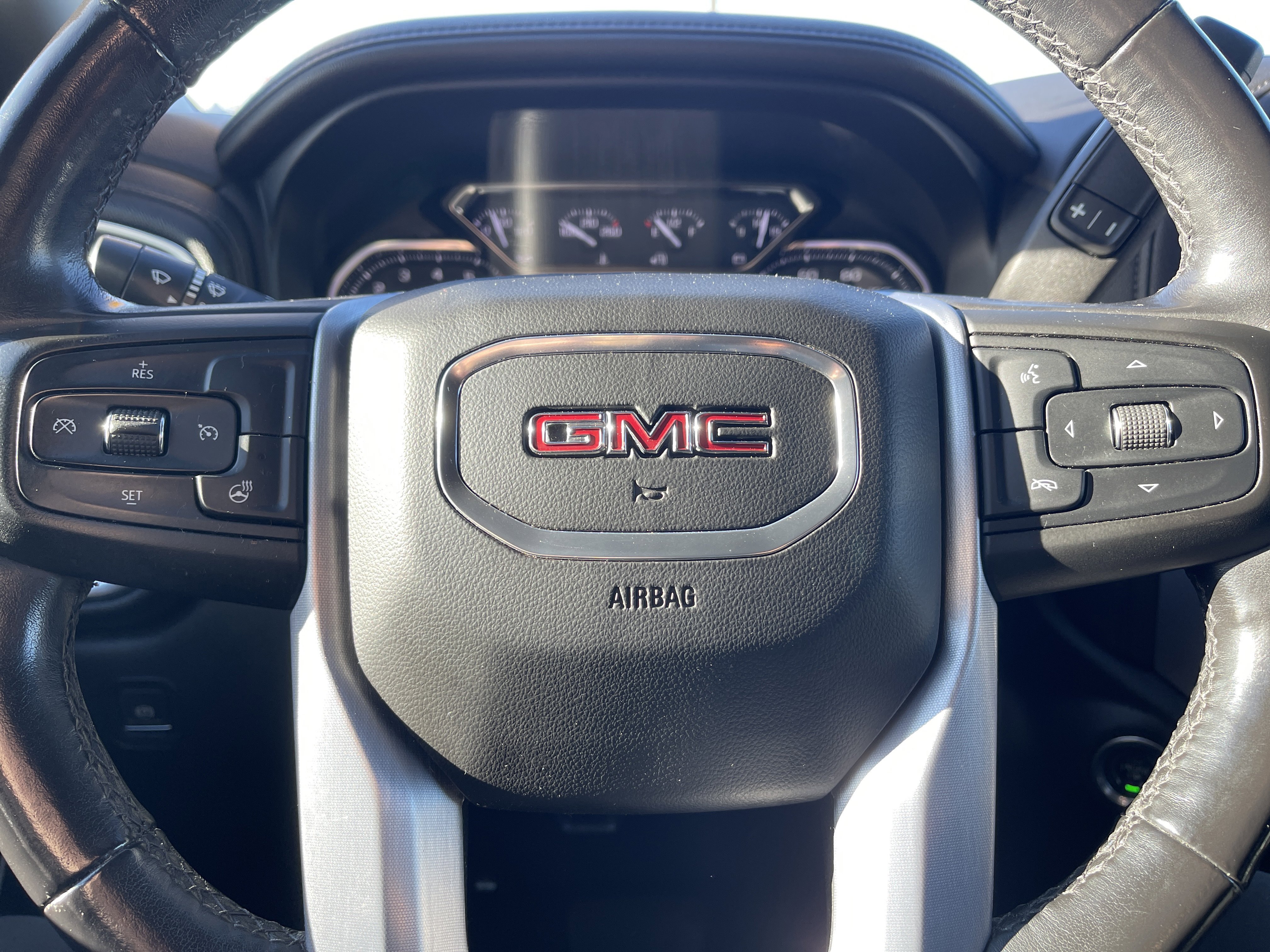 Used 2019 GMC Sierra 1500 Elevation w/ Elevation Value Package AWD/4WD image 14