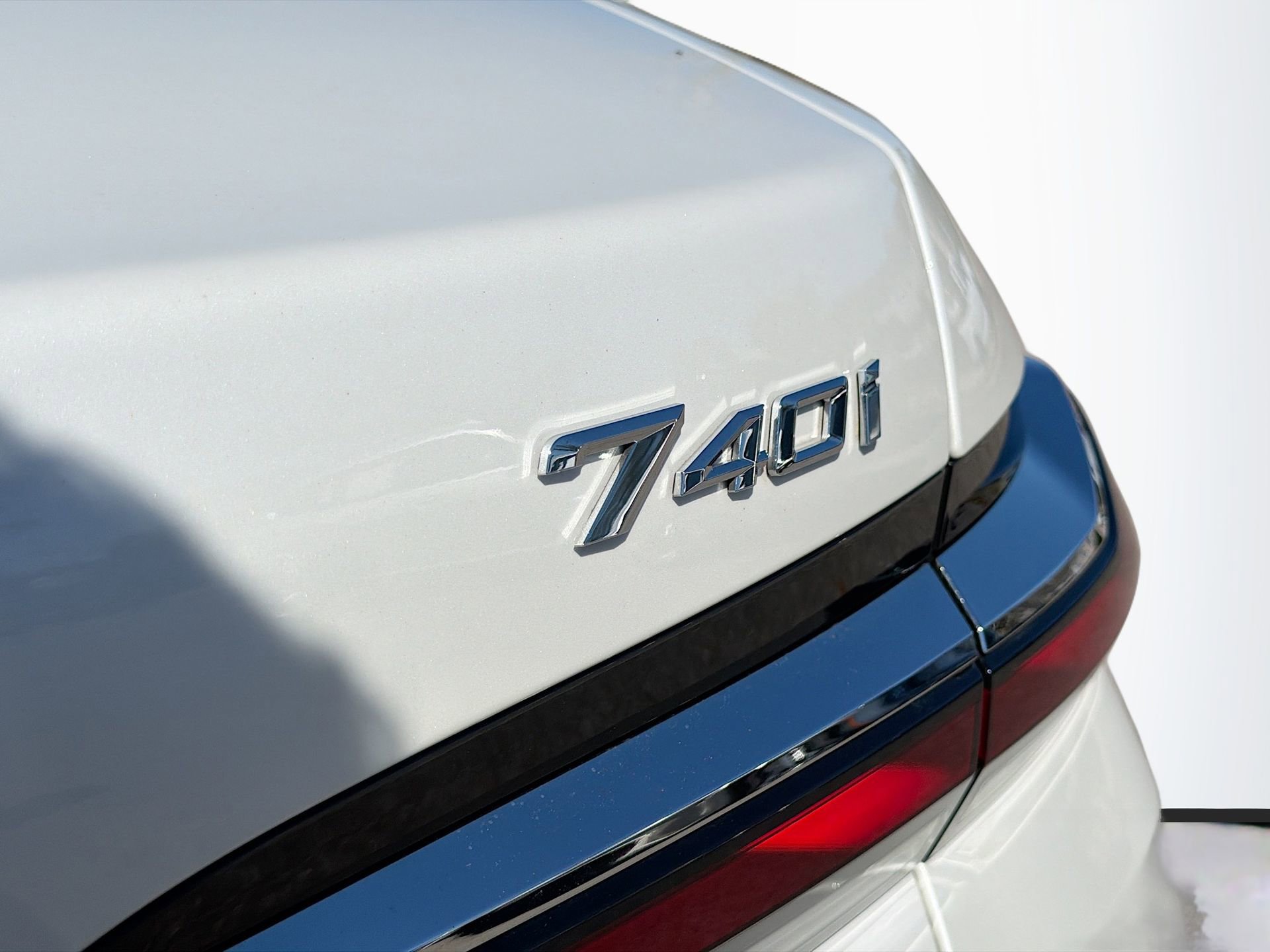 Certified 2025 BMW 740i image 12