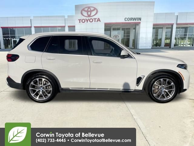 Used 2025 BMW X5 xDrive50e image 6