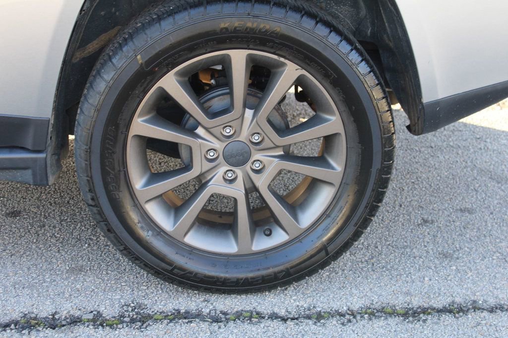 Used 2016 Jeep Compass 75th Anniversary w/ Power Value Group image 25