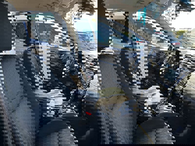 Used 2019 Nissan Rogue SV image 33