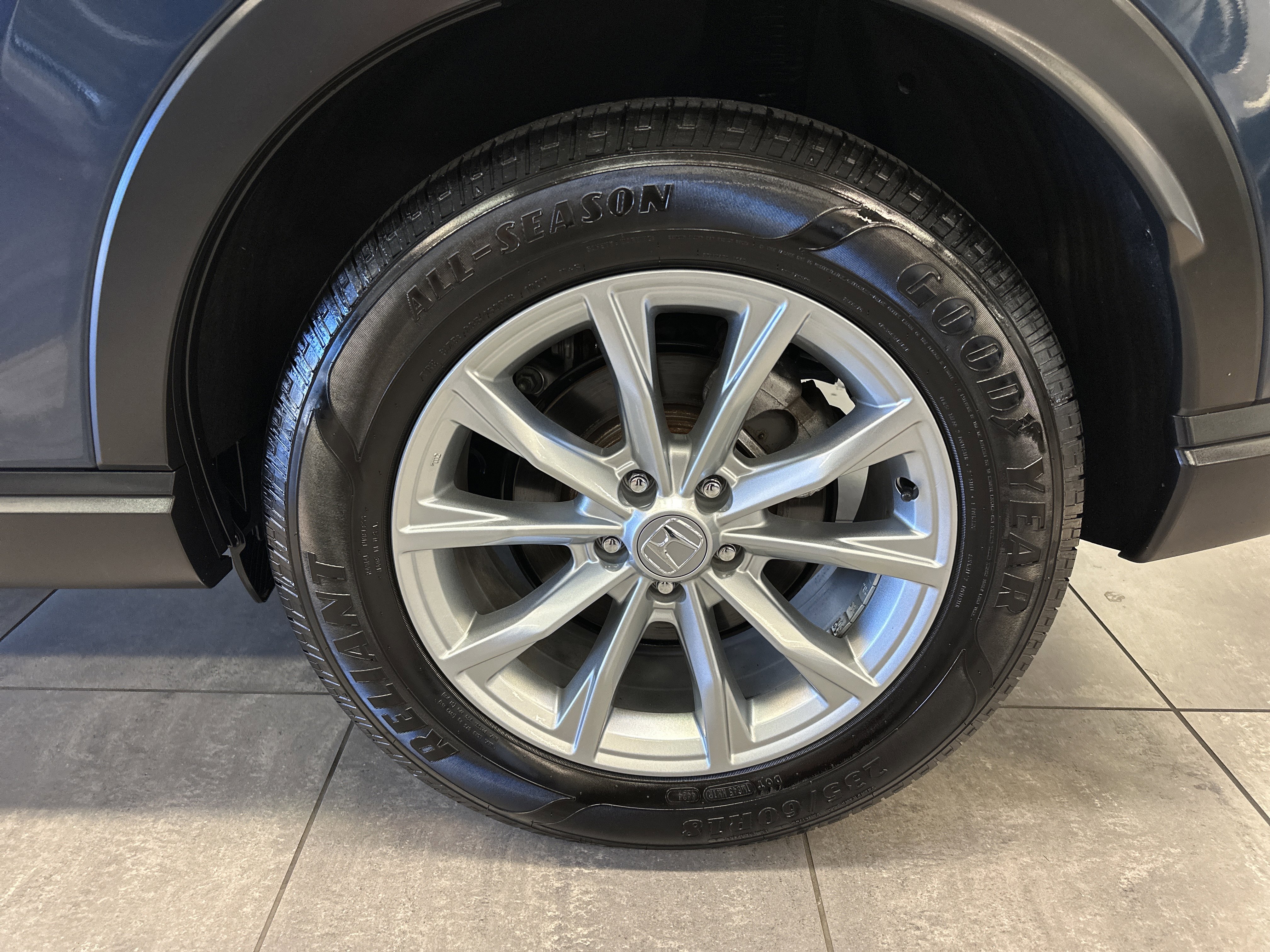 Used 2024 Honda CR-V EX image 8