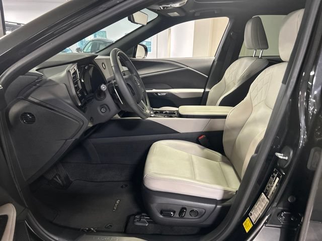 Used 2023 Lexus RX 350 Premium w/ Accessory Package (Z1) AWD/4WD image 14