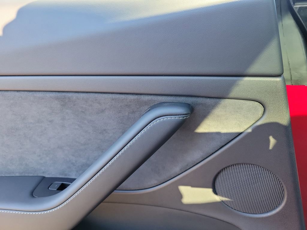 Used 2022 Tesla Model 3 Performance image 15