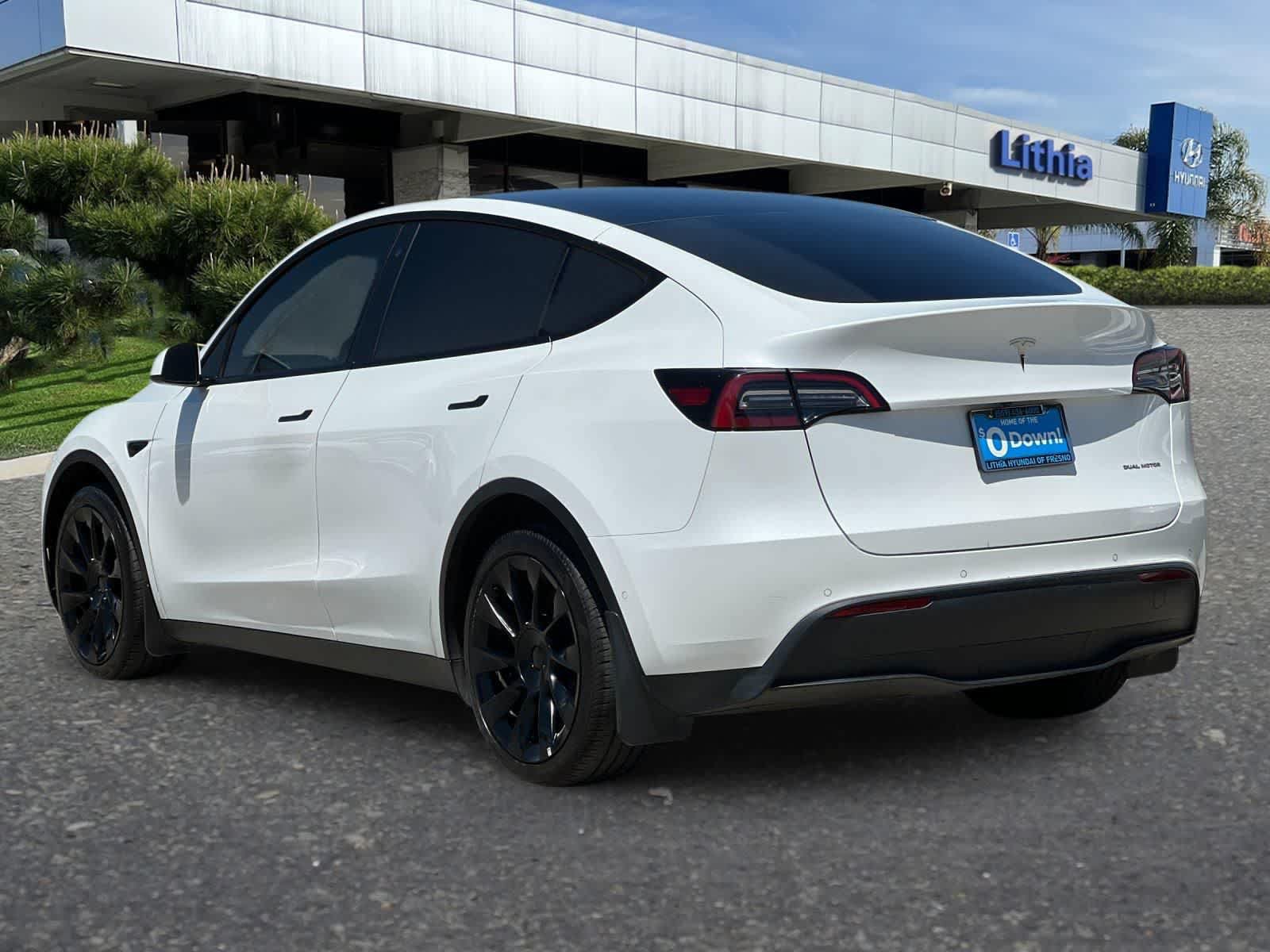 Used 2022 Tesla Model Y Long Range AWD/4WD image 7