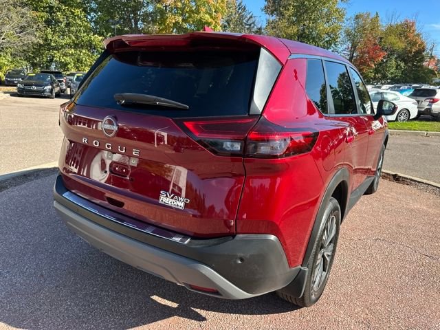 Used 2023 Nissan Rogue SV AWD/4WD image 5