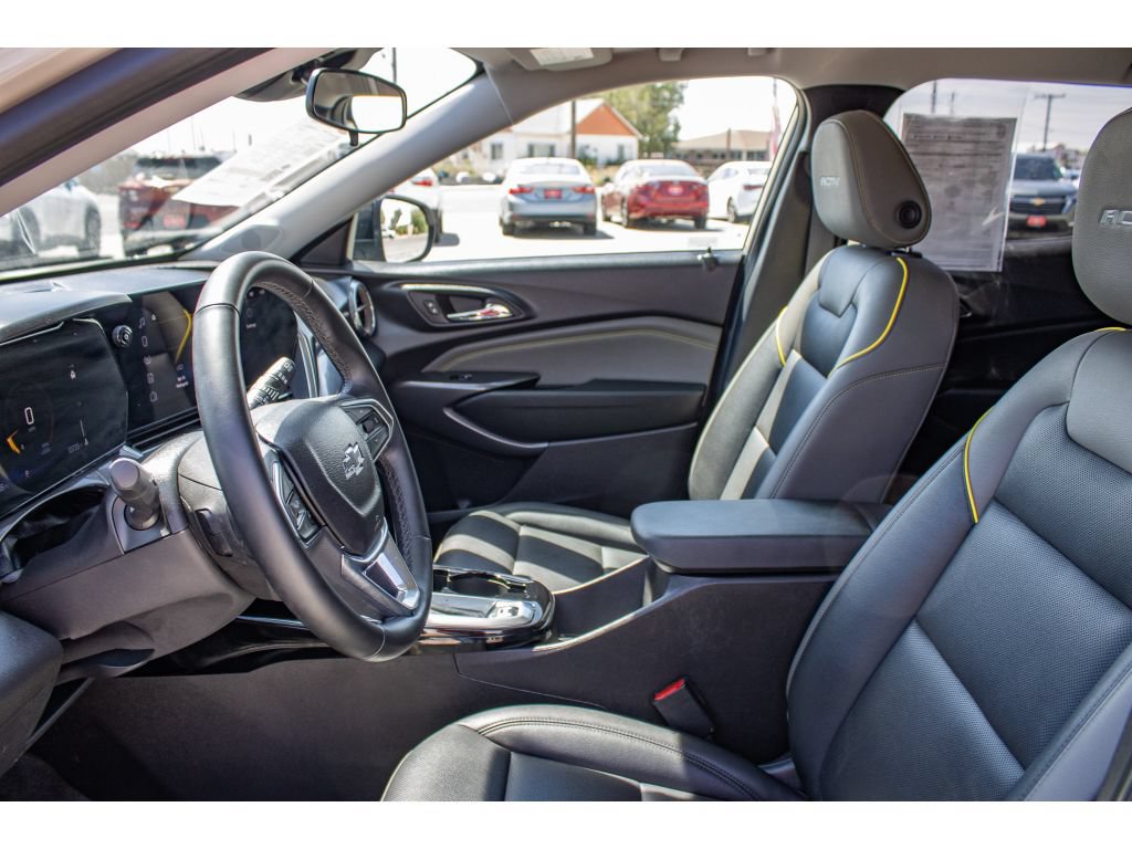 Used 2026 Chevrolet Trax ACTIV w/ Driver Confidence Package FWD image 28
