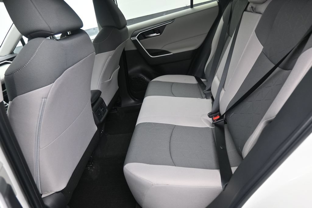 Used 2025 Toyota RAV4 XLE w/ Convenience Package FWD image 14