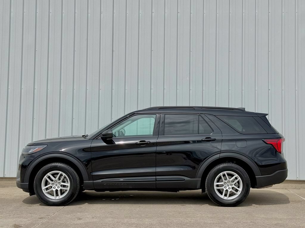 New 2026 Ford Explorer Active AWD/4WD image 3