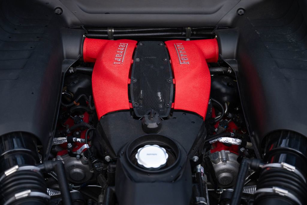 Certified 2021 Ferrari F8 Tributo image 24