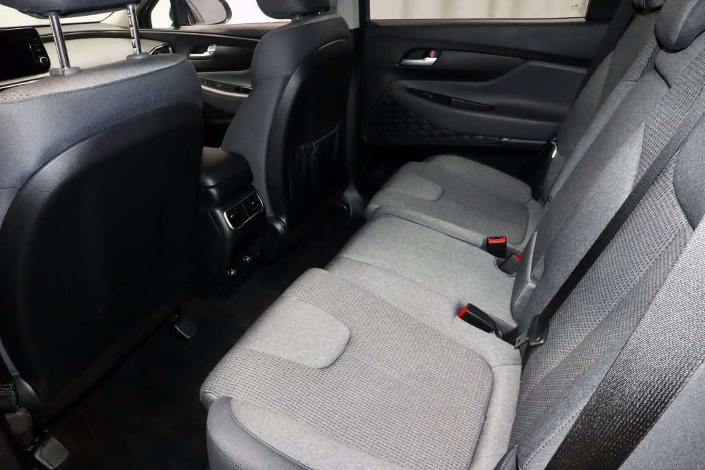 Used 2023 Hyundai Santa Fe SE FWD image 19