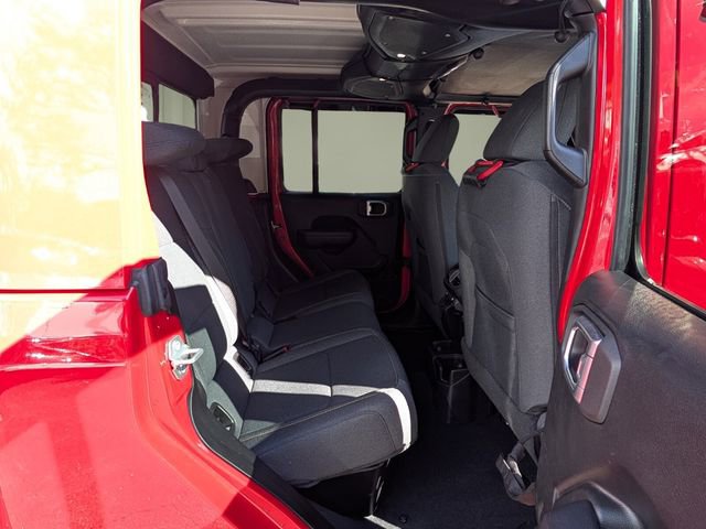 Used 2024 Jeep Gladiator Sport image 17