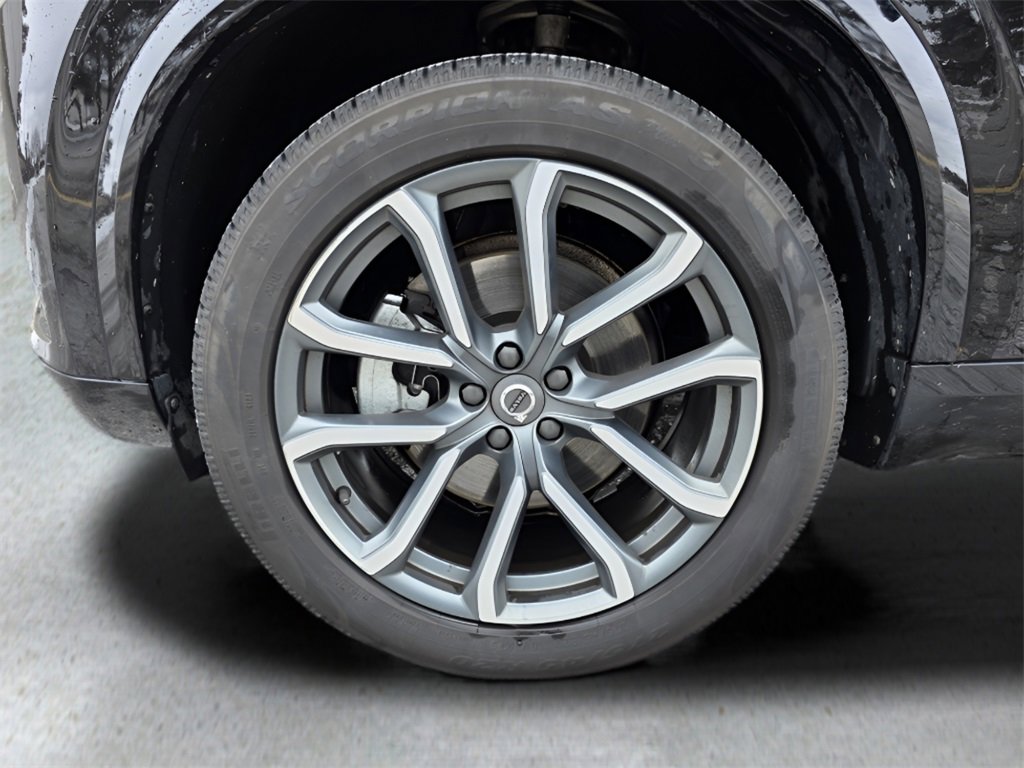 Used 2016 Volvo XC90 T6 Momentum image 11