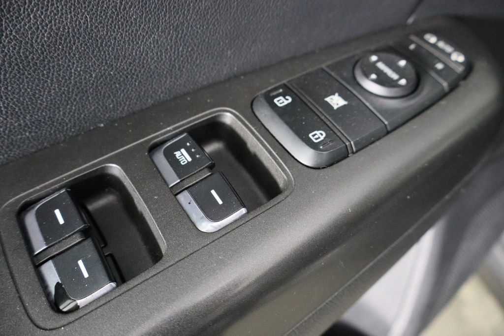 Used 2017 Kia Sportage EX image 19