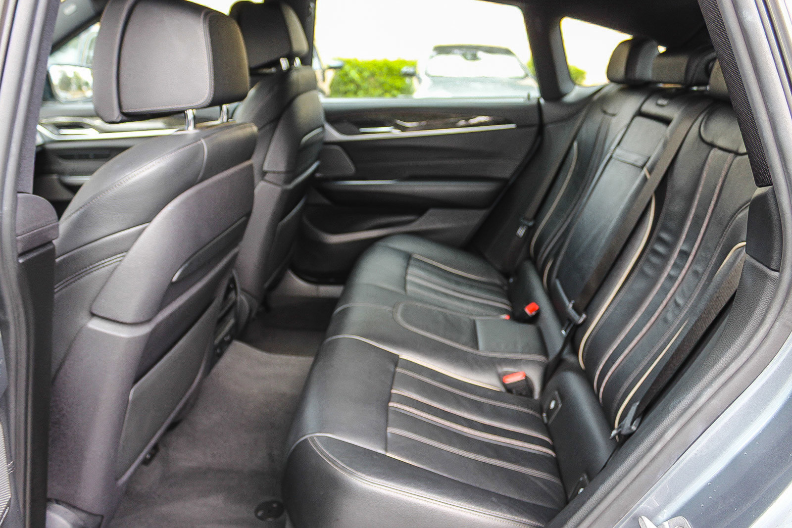 Used 2018 BMW 640i Gran Turismo xDrive image 18